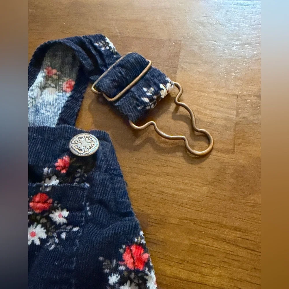 OshKosh B'gosh Navy corduroy Floral Kids Overalls vintage size 9 month